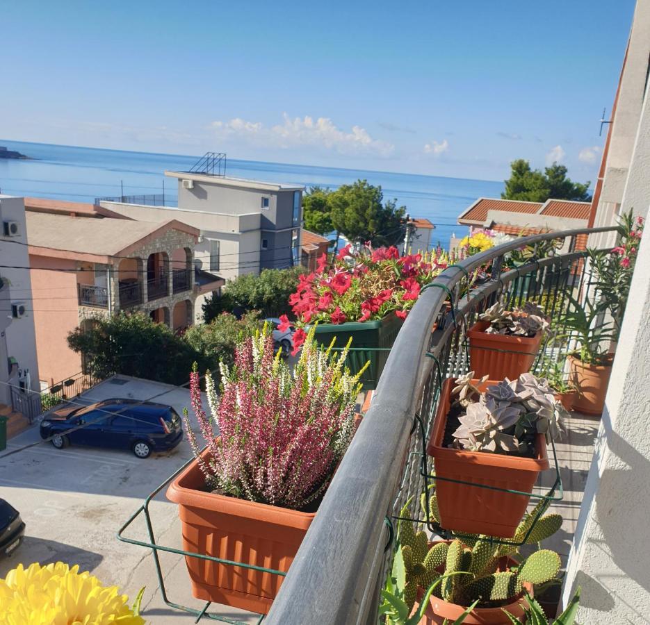 Apartmani Desancic Bar Zewnętrze zdjęcie